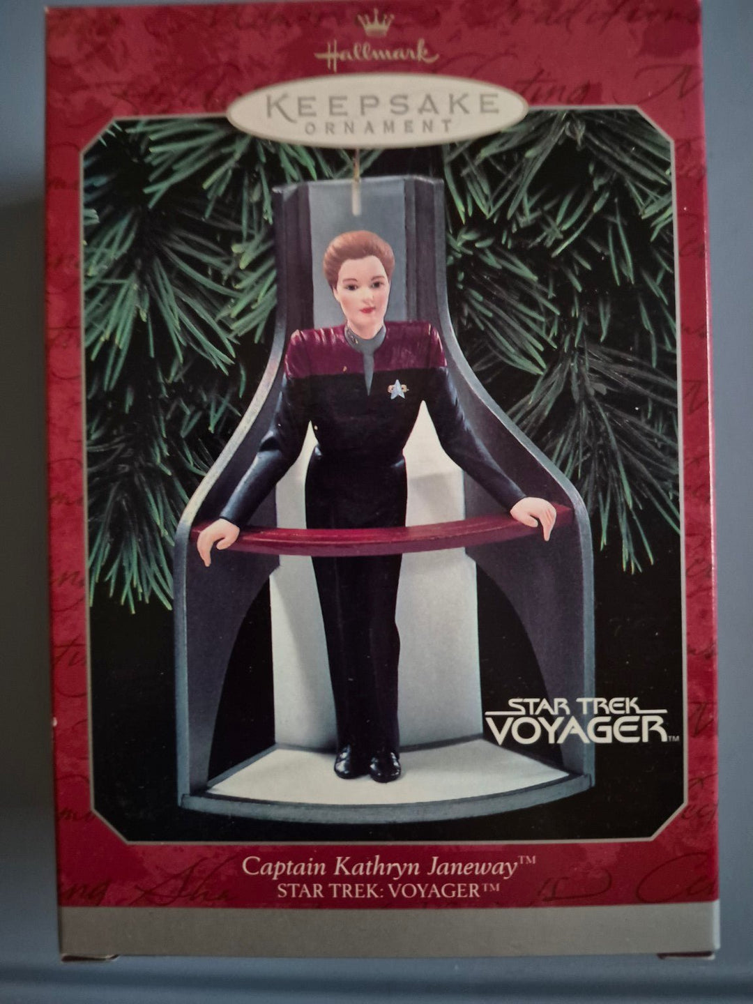 1998 Hallmark Star Trek Voyager Captain Kathryn Janeway Keepsake Ornament - Mahannah's Sci-fi Universe