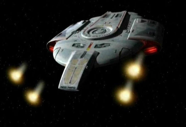 Star Trek Defiant Show Quality LED/Sound System For The 1:420 Scale Defiant Made By AMT - Mahannah&