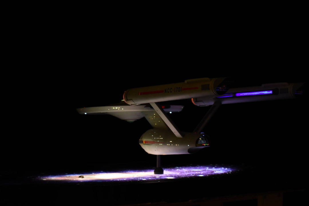 50th Anniversary 1:350 TOS Star Trek Enterprise LED/Audio System - Mahannah&