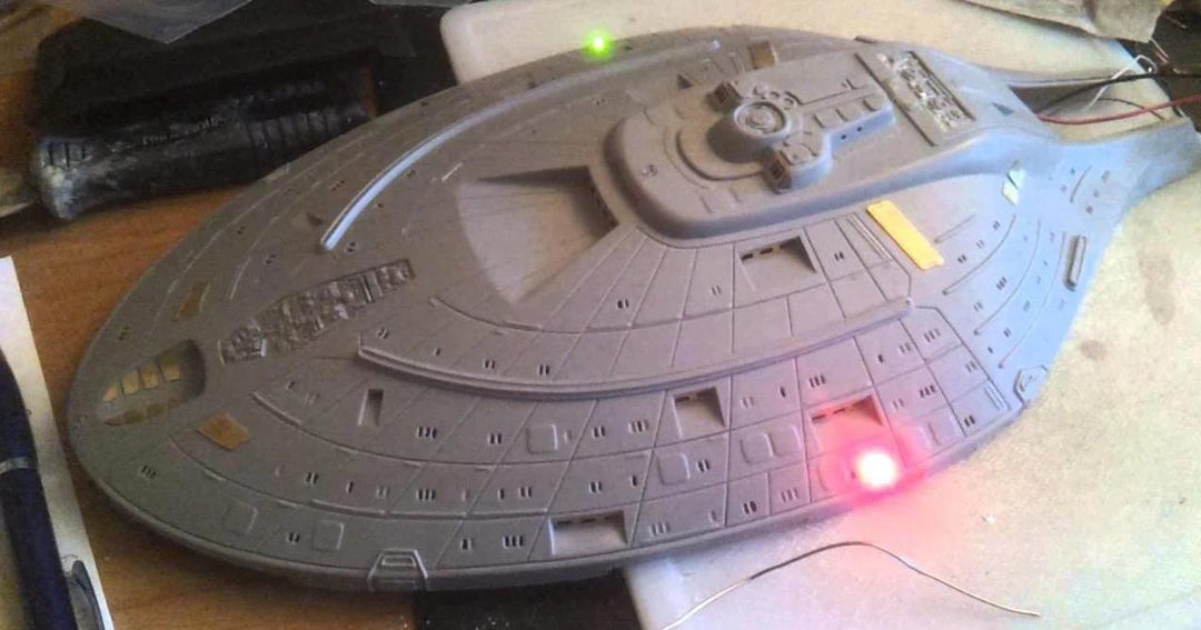 Star Trek Voyager Control Board and Remote Control System for the 1:677 Scale Model by Revell - Mahannah&