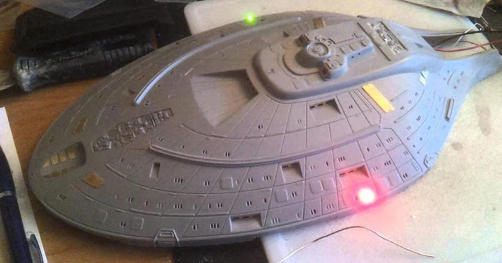 Star Trek Voyager Control Board and Remote Control System for the 1:677 Scale Model by Revell - Mahannah&