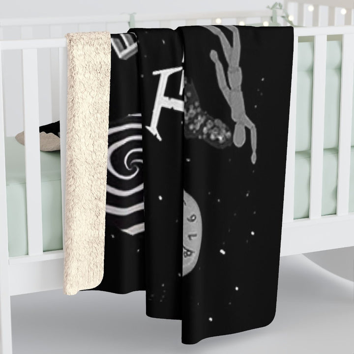 The Twilight Zone Sherpa Blanket - Mahannah&